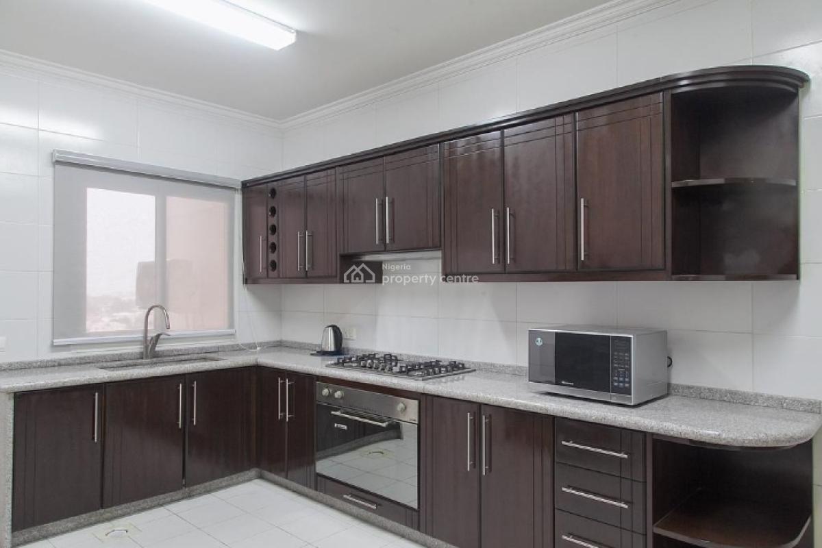 3 bedroom flat / apartment for sale