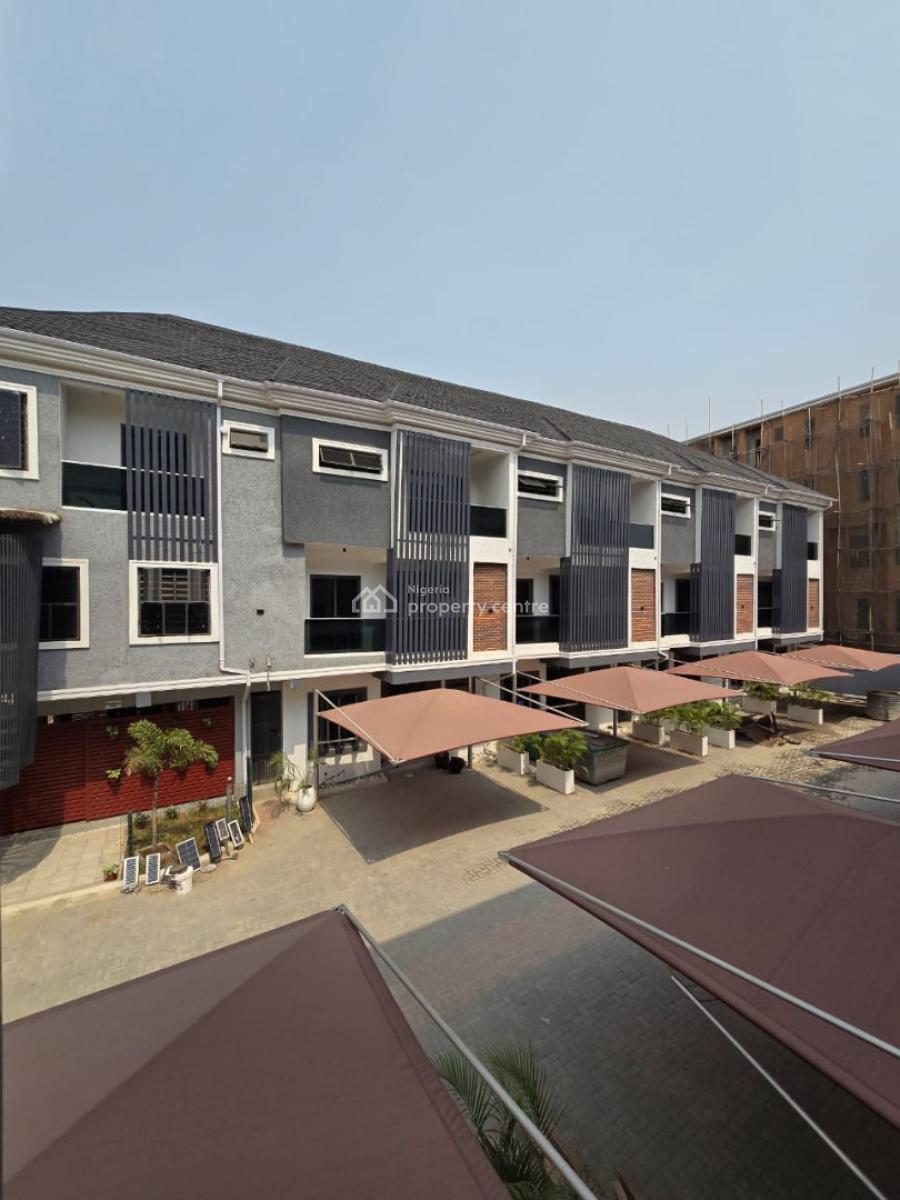 4 bedroom terraced duplex for sale