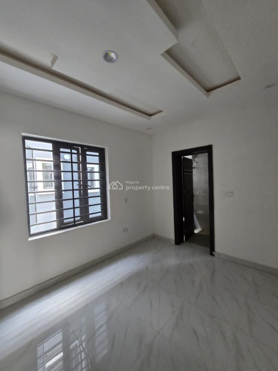 4 bedroom terraced duplex for sale