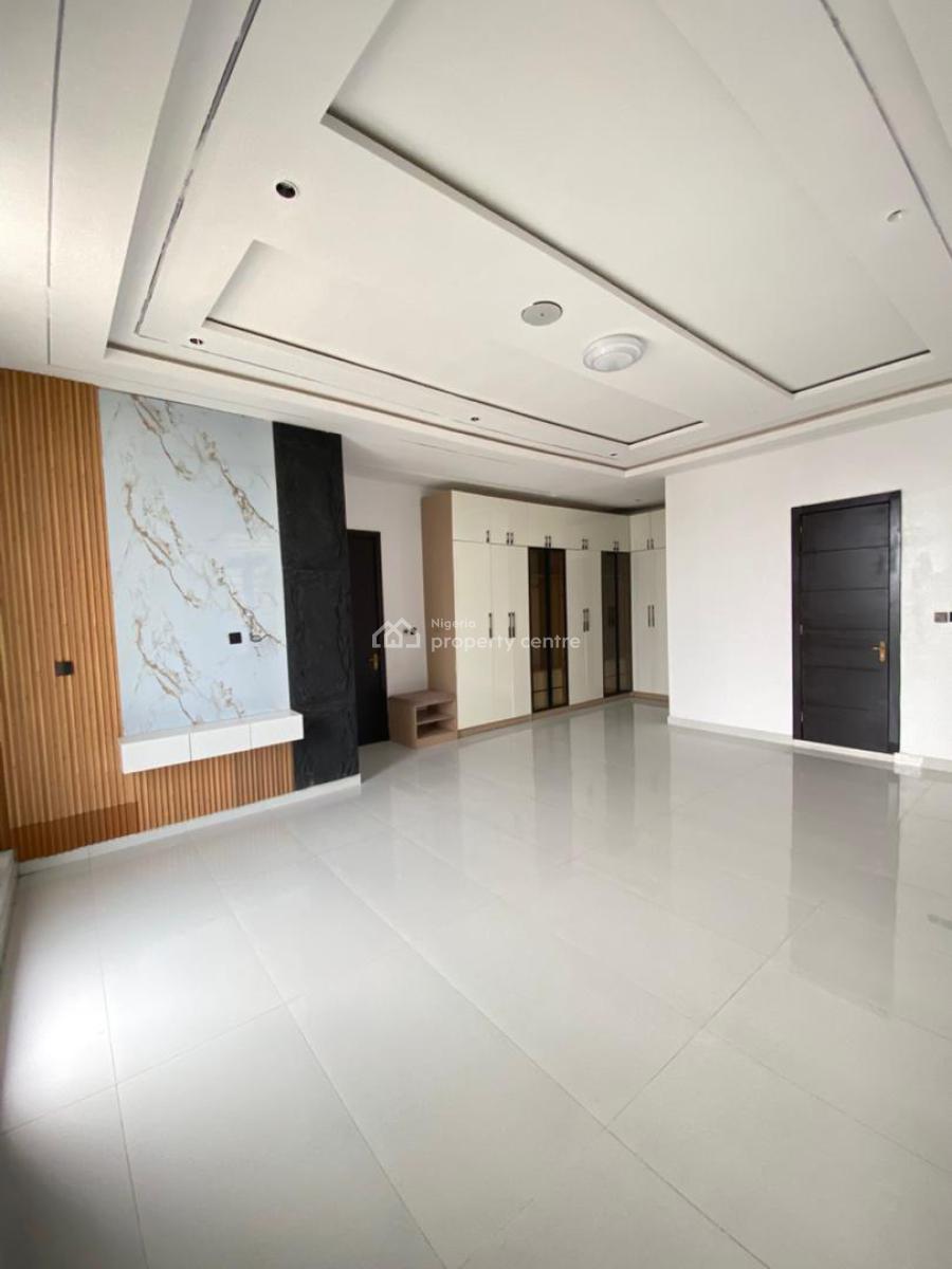 Newly Built 5 Bedroom Detached Duplex With Bq