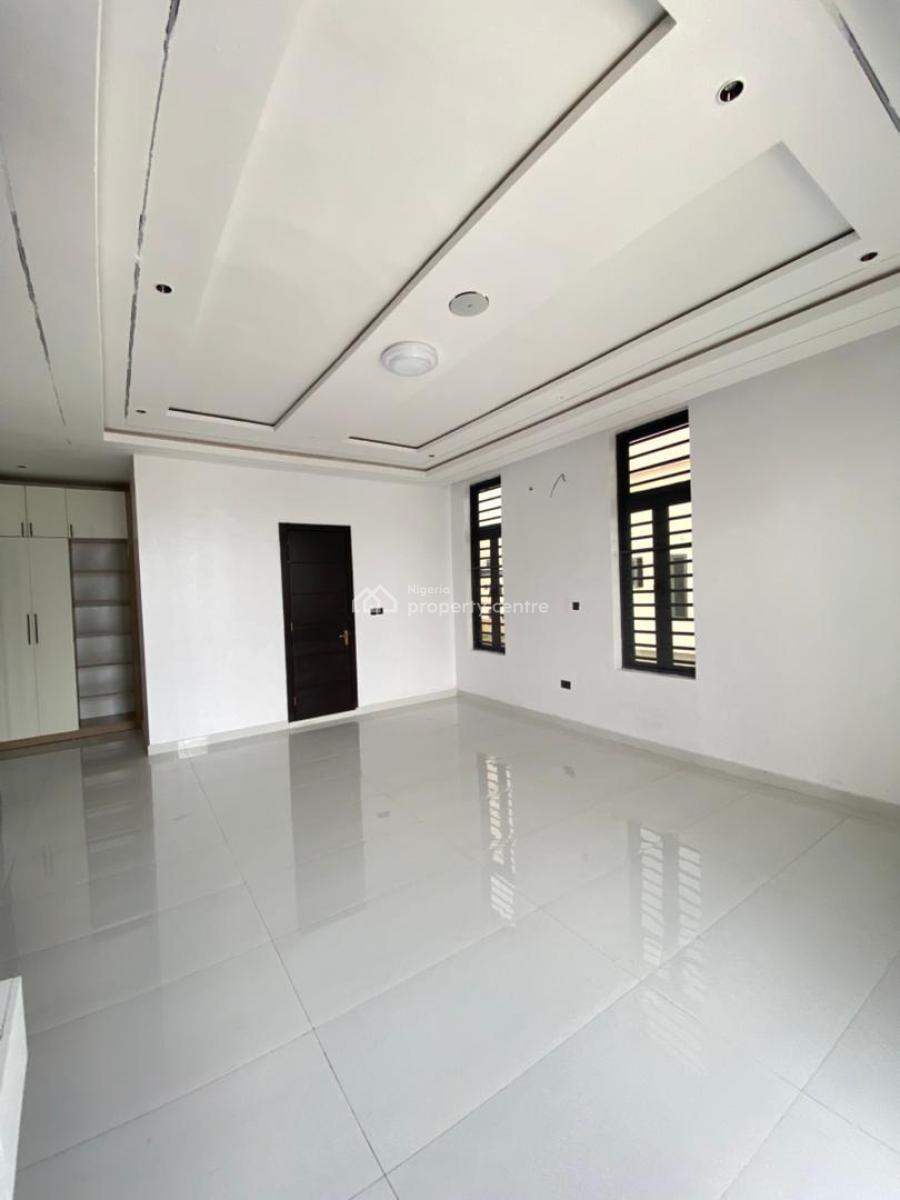 Newly Built 5 Bedroom Detached Duplex With Bq