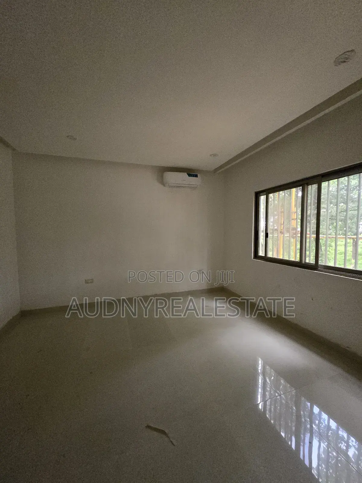 4bdrm Townhouse/Terrace in Wuse 2 for sale