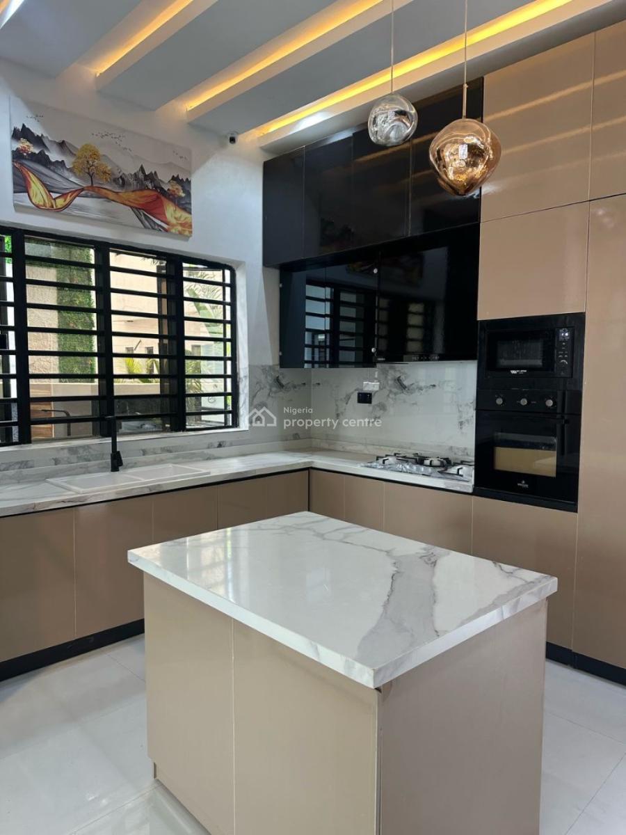 4 bedroom detached duplex for sale