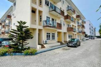 Well Built And Serviced 4 Bedroom Maisonette