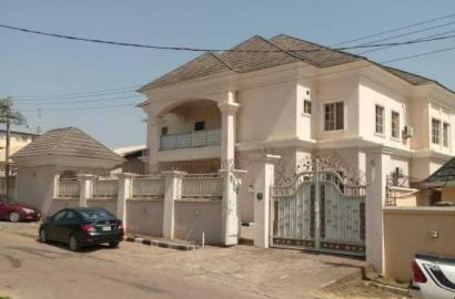 For sale 5 bedroom fully detached duplex with 2room BQ  Location wuse zones