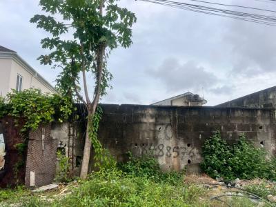 Fenced And Gated Prime Land Measuring 431sqm