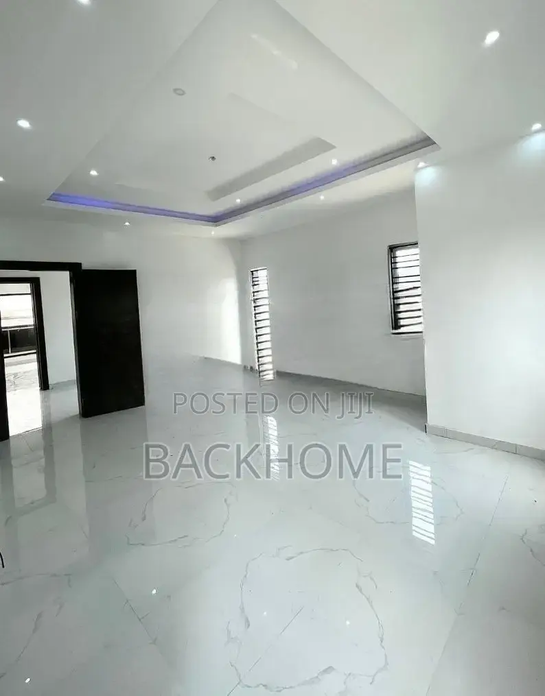 4bdrm Duplex in Metro Homes, for sale