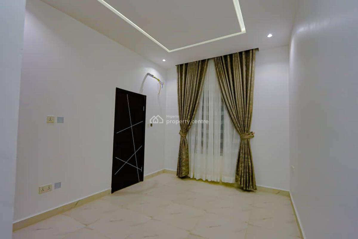 2 bedroom flat / apartment for sale