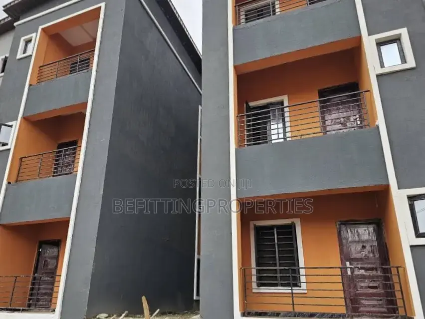 3 Bedroom Block of Flats and 1 Room Bq