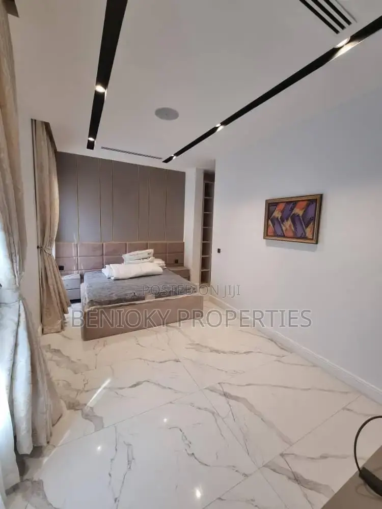 Furnished 4bdrm House in Park View, Parkview Estate for sale