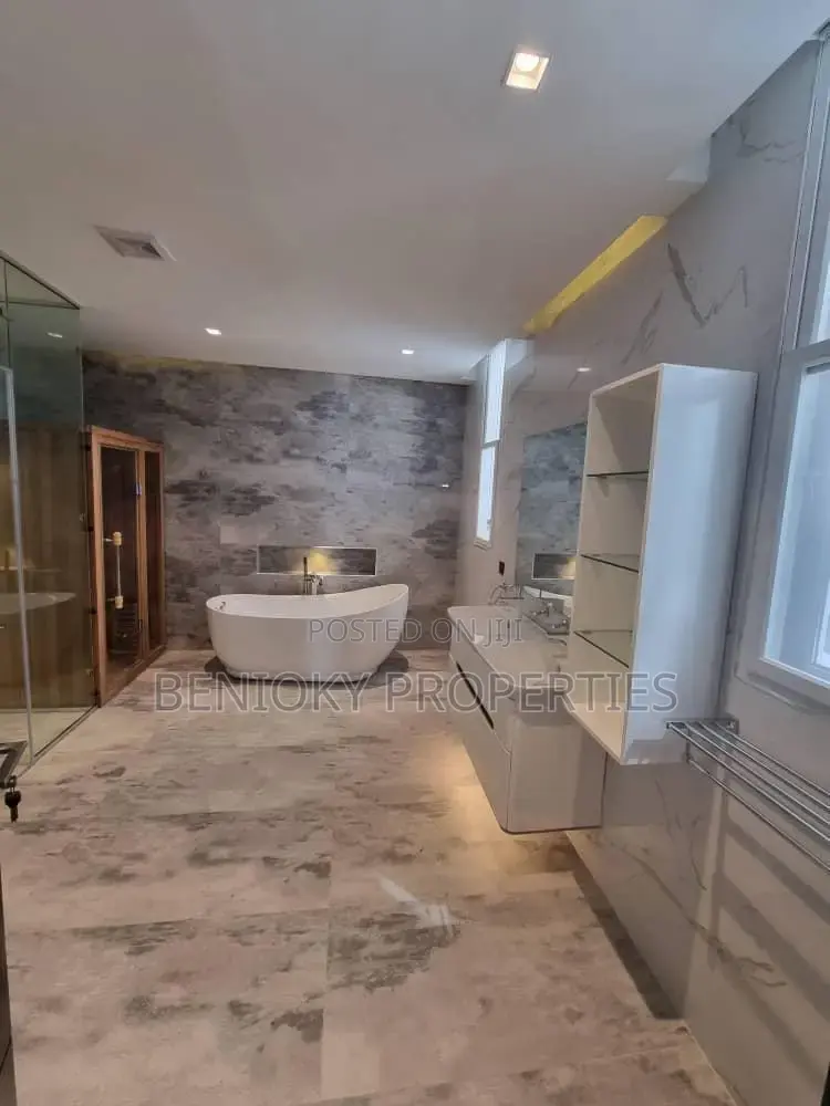 Furnished 4bdrm House in Park View, Parkview Estate for sale