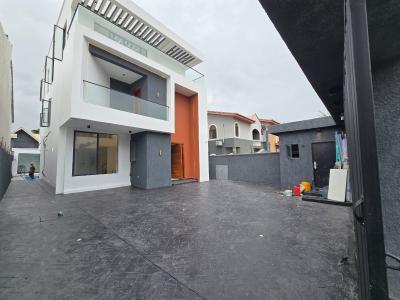 Luxury 5 Bedrooms Smart House