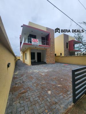 4 bedroom detached duplex for sale