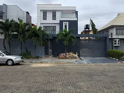 Detached duplex for sale  Luxury 5 Bedroom Fully Detached House Ikoyi, Lagos