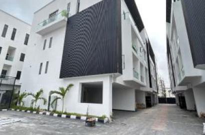 4 bedroom detached duplex for sale