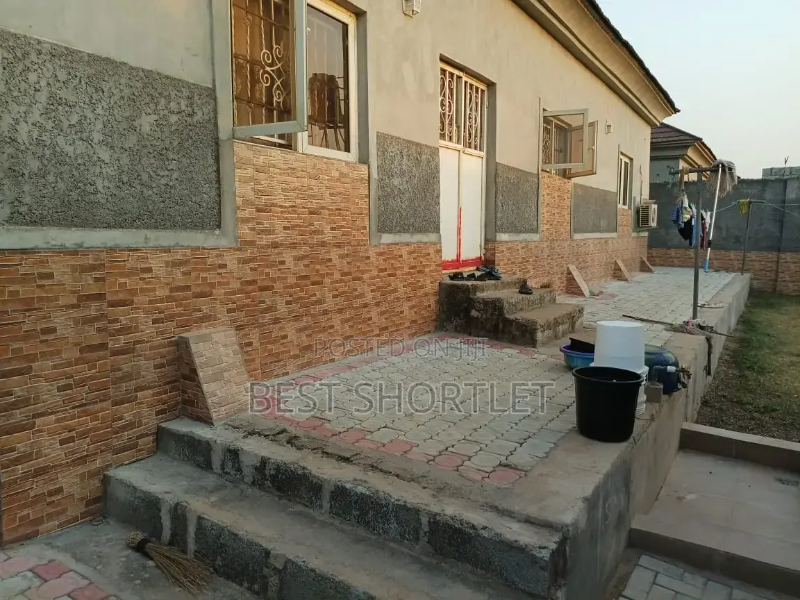 5bdrm Bungalow in Good Homes Estate, Lokogoma for sale