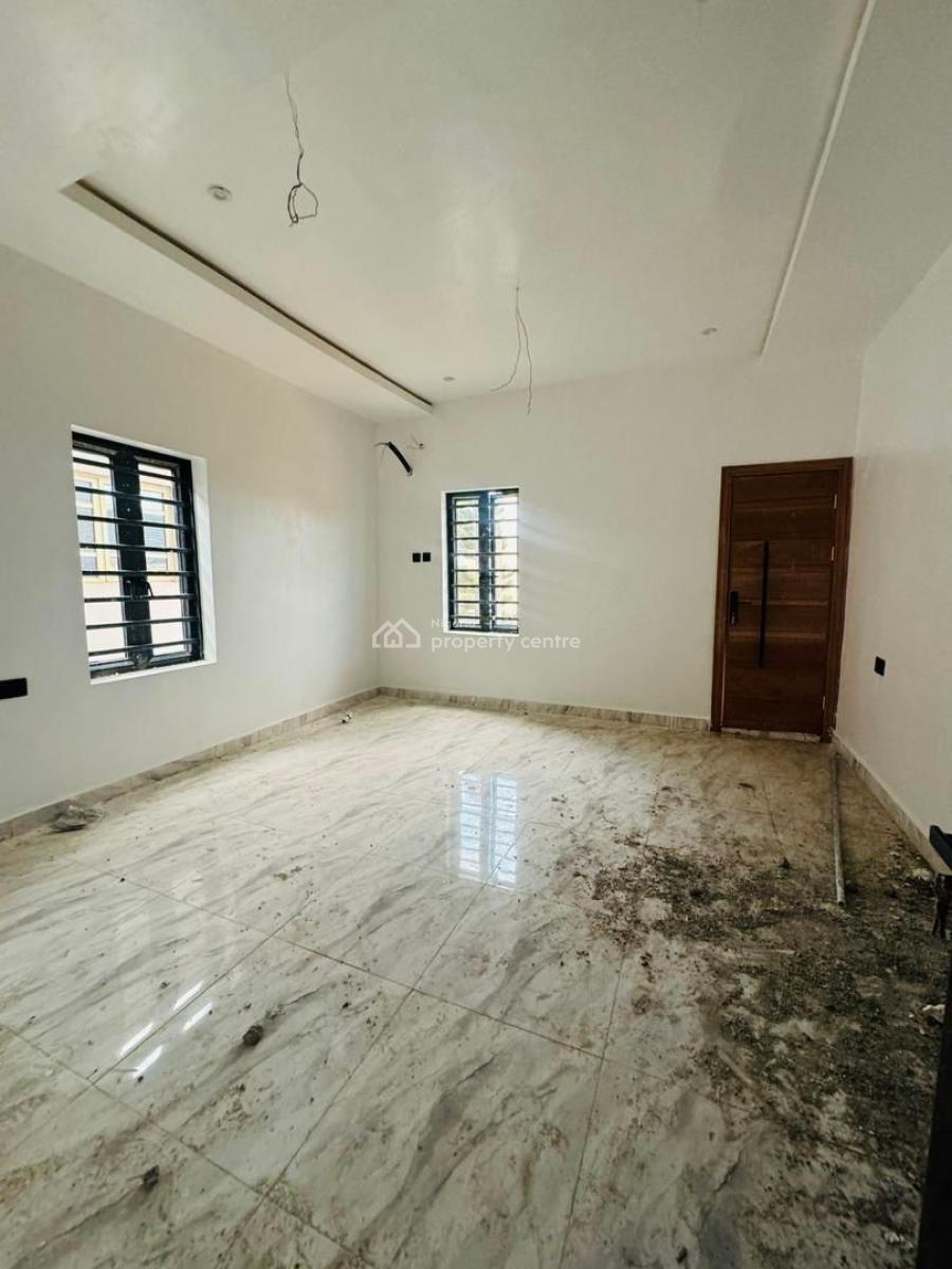 4 bedroom semi-detached duplex for sale