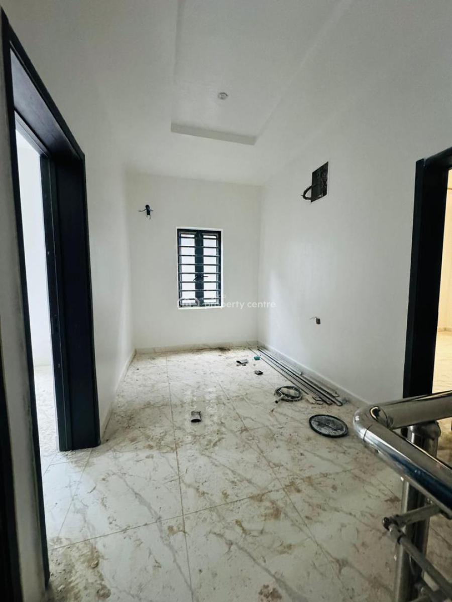 4 bedroom semi-detached duplex for sale