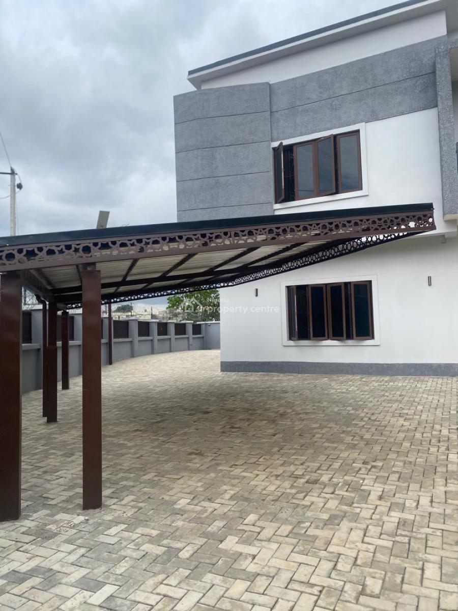 5 bedroom detached duplex for sale