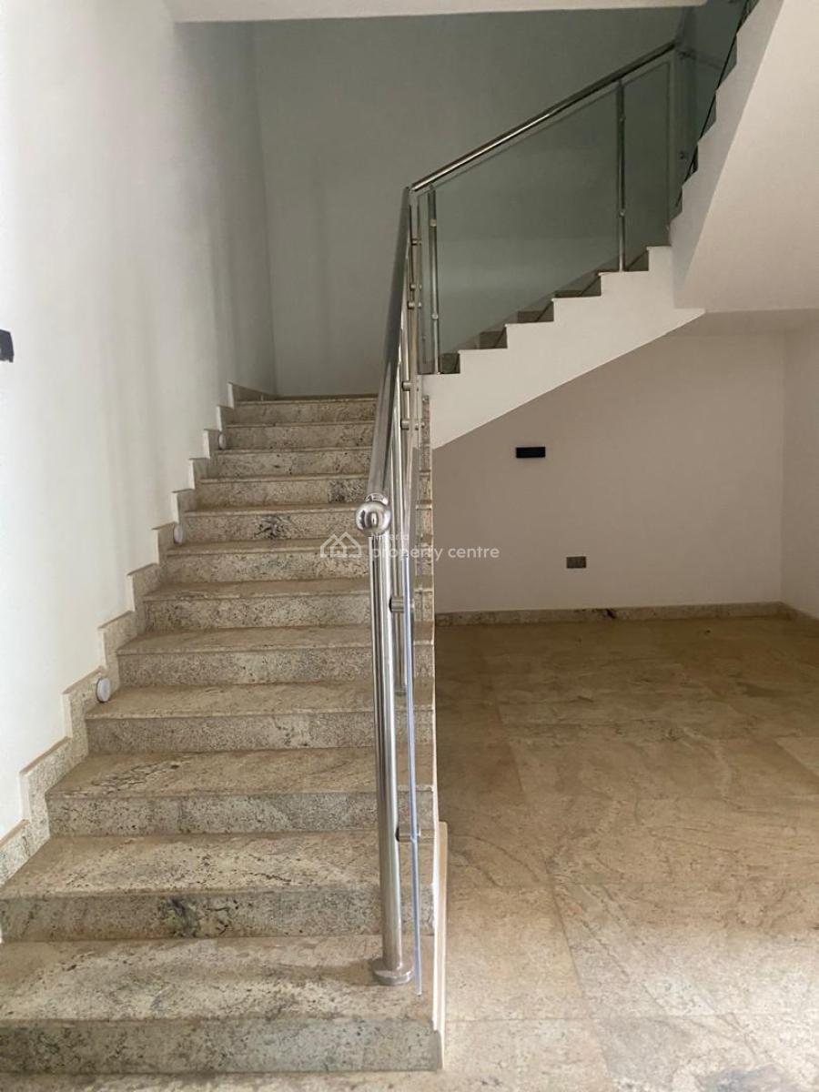 5 bedroom detached duplex for sale
