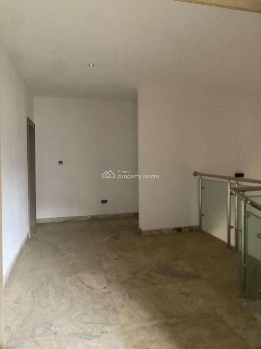 5 bedroom detached duplex for sale