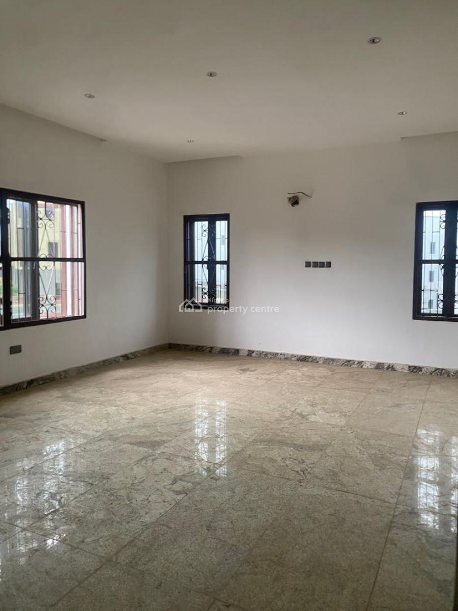 5 bedroom detached duplex for sale