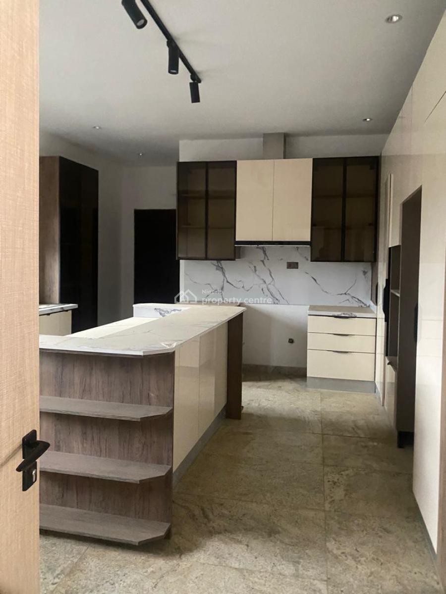 5 bedroom detached duplex for sale