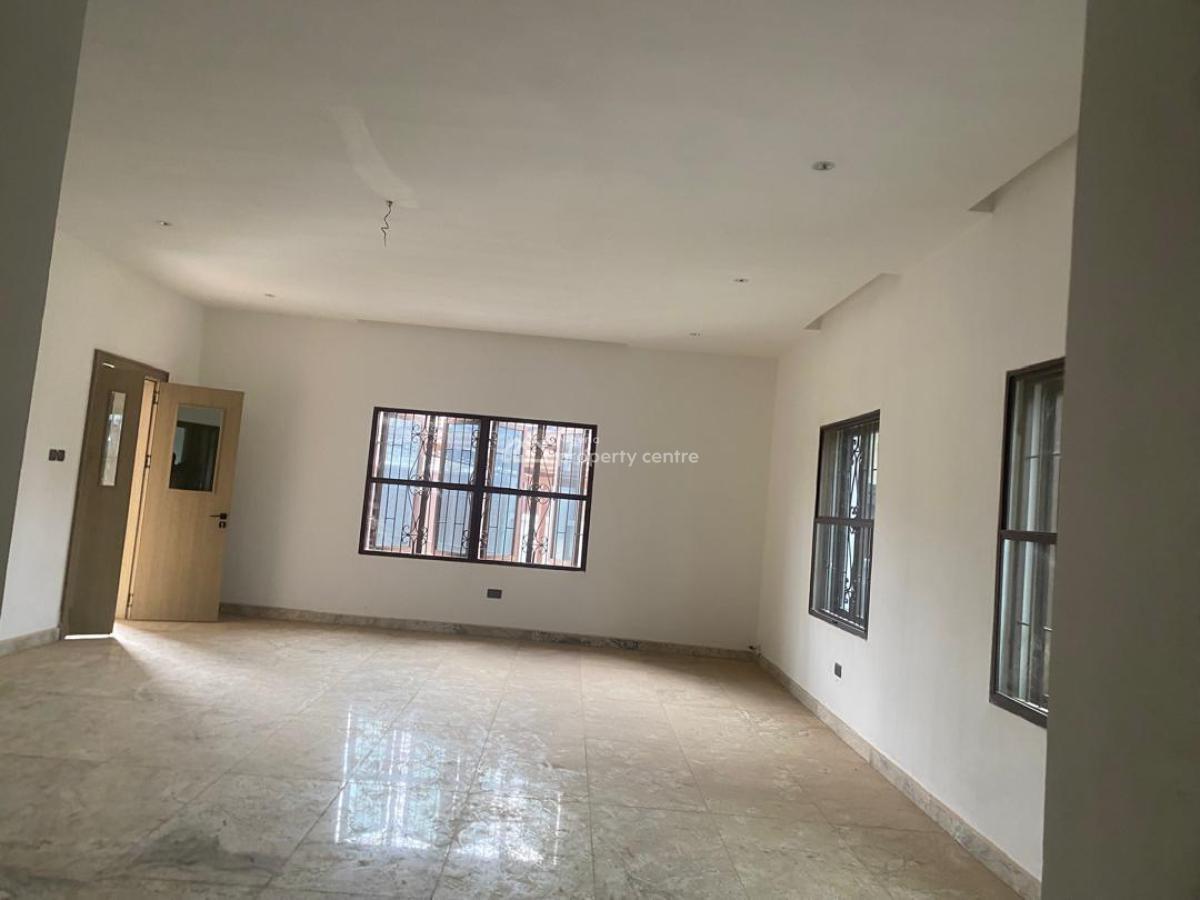 5 bedroom detached duplex for sale