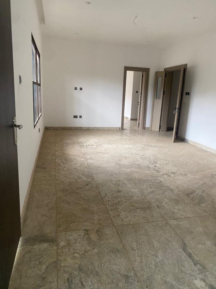 5 bedroom detached duplex for sale