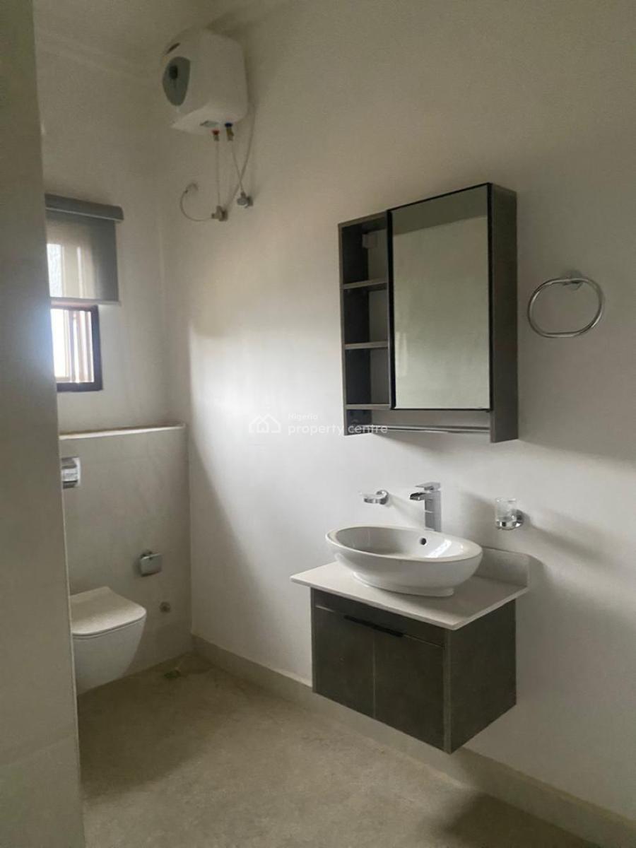 5 bedroom detached duplex for sale