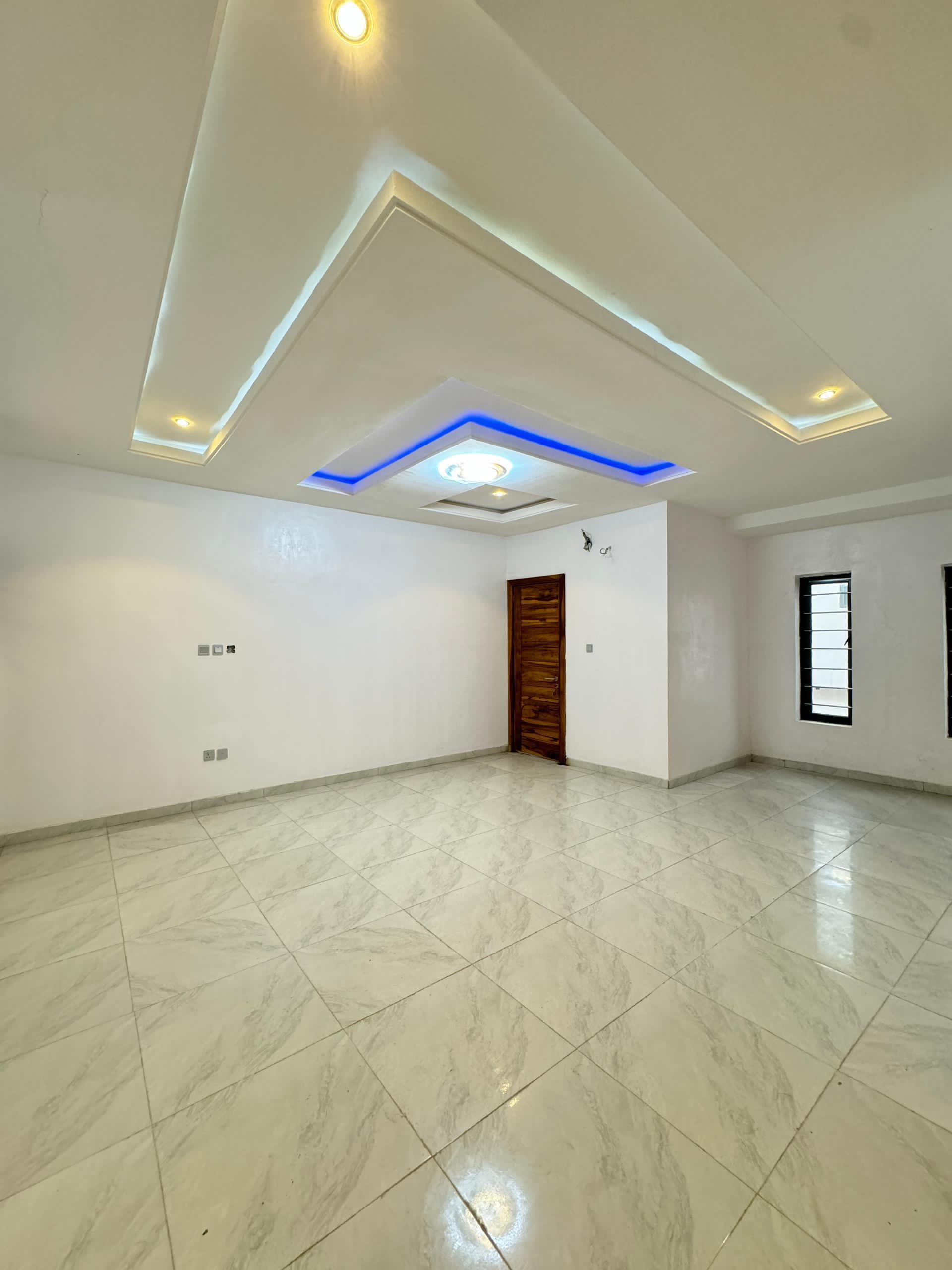FOR SALE : BRAND NEW 4 BEDROOM TERRACED DUPLEX