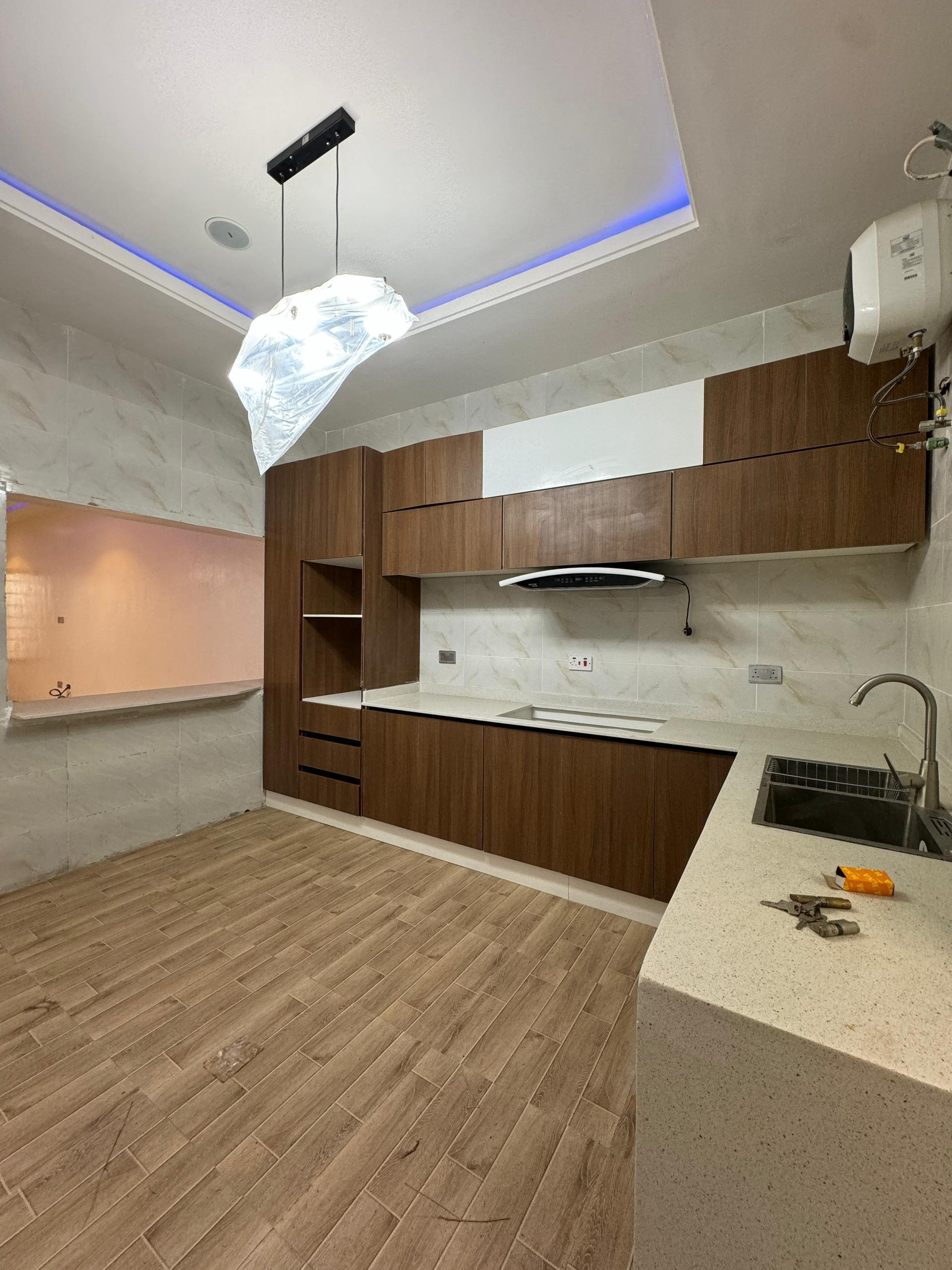 FOR SALE : BRAND NEW 4 BEDROOM TERRACED DUPLEX