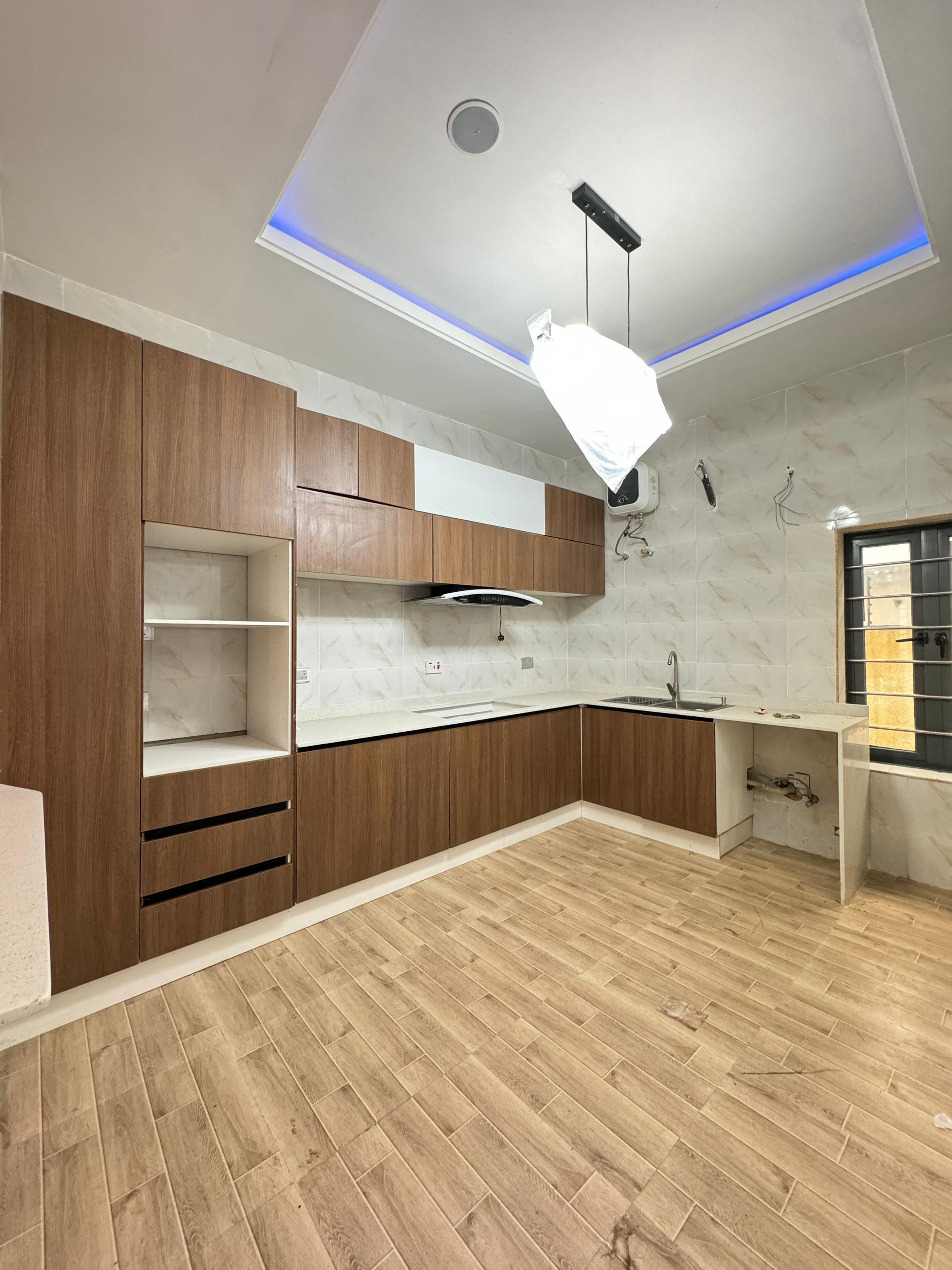 FOR SALE : BRAND NEW 4 BEDROOM TERRACED DUPLEX