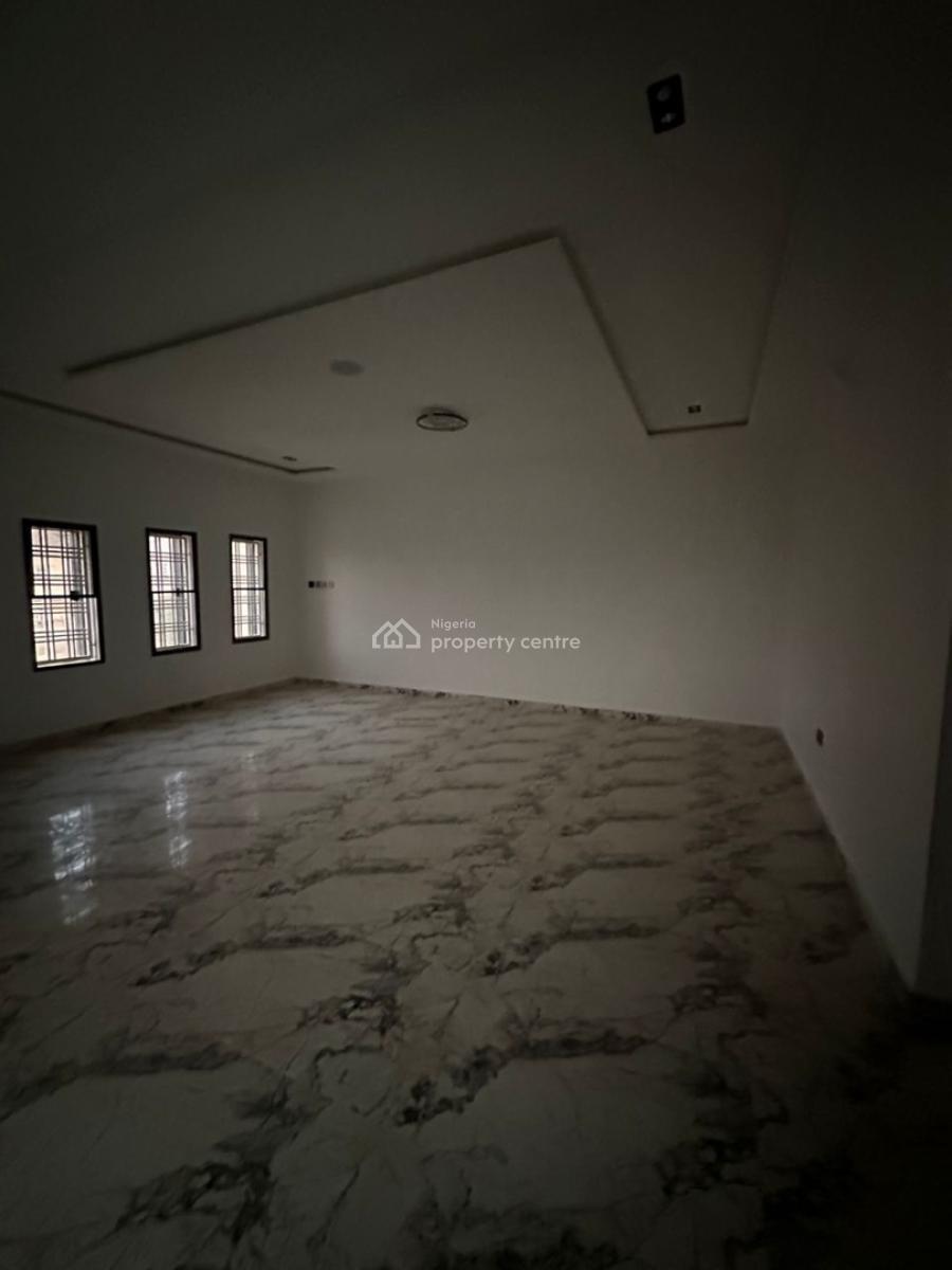 4 bedroom terraced duplex for sale