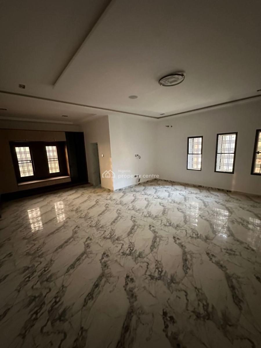 4 bedroom terraced duplex for sale