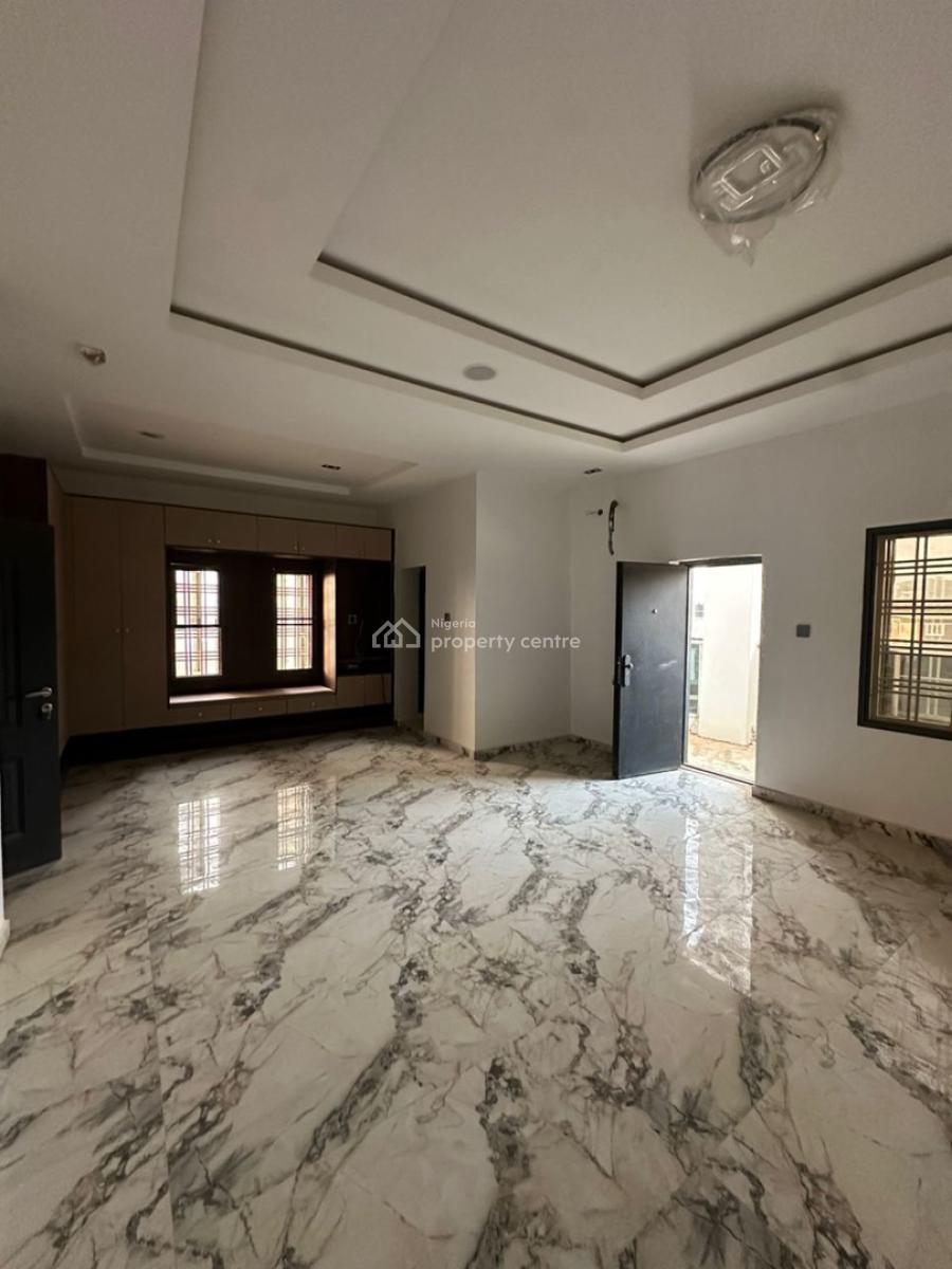 4 bedroom terraced duplex for sale