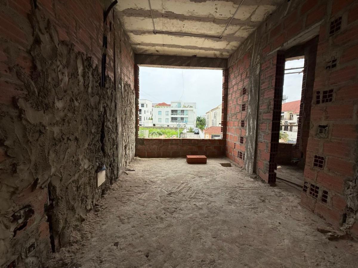 5 bedroom semi-detached duplex for sale $2,500,000