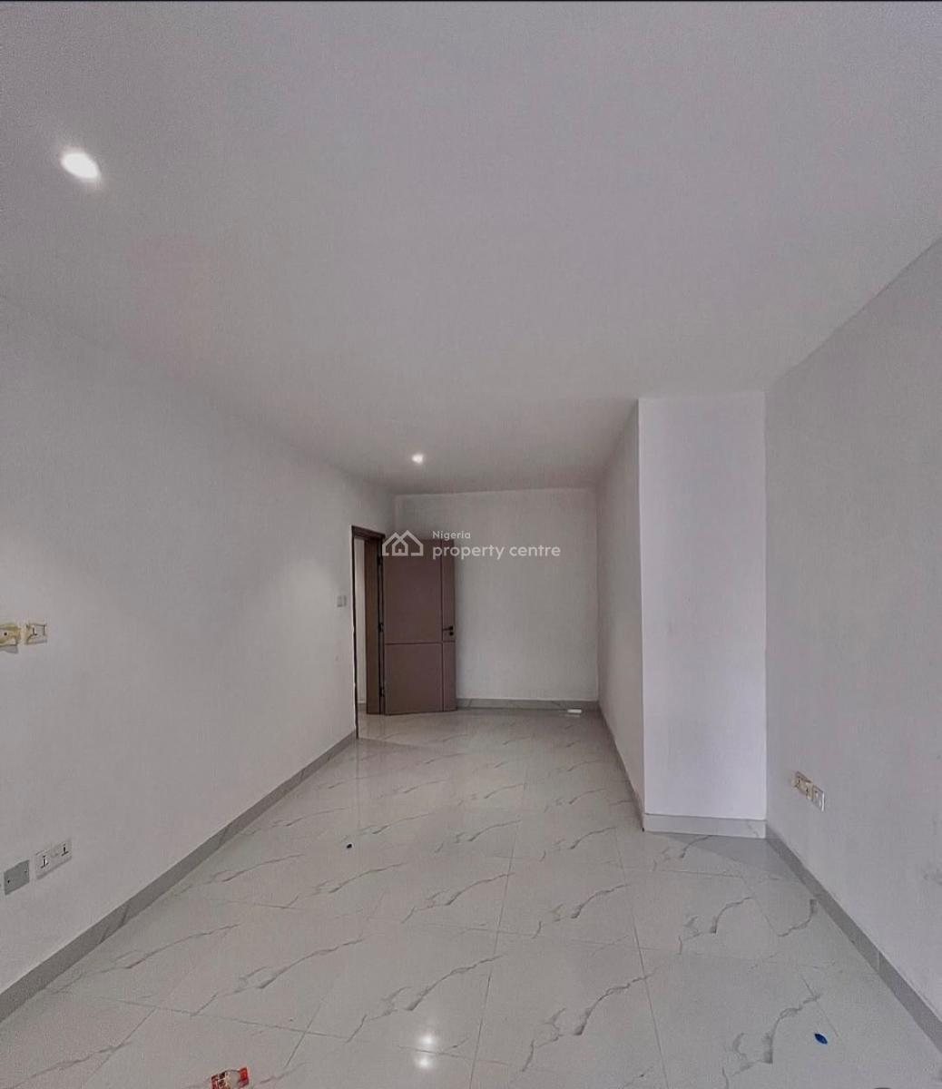 Luxury 3 Bedroom Spacious Penthouse