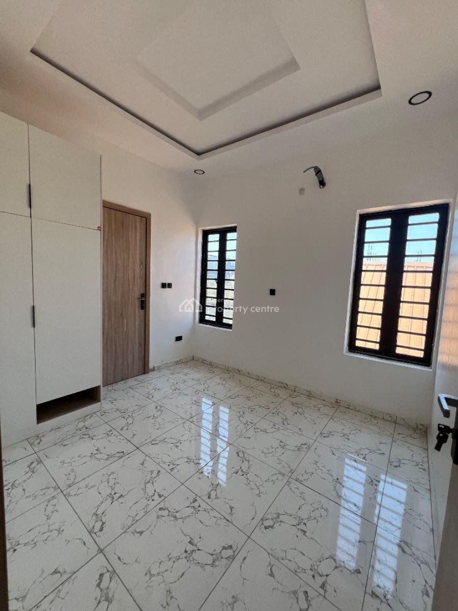 Newly Built 5 Bedroom Duplex