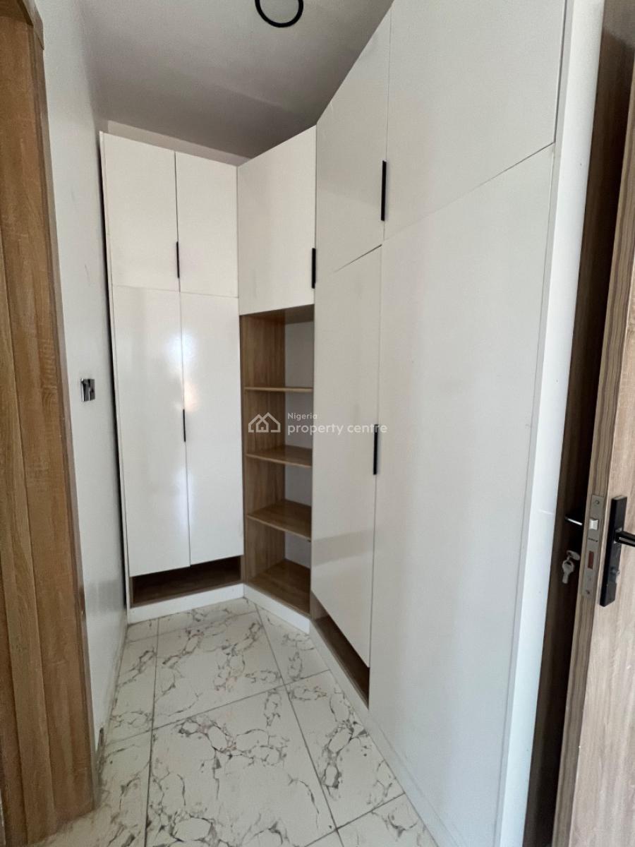 Newly Built 5 Bedroom Duplex