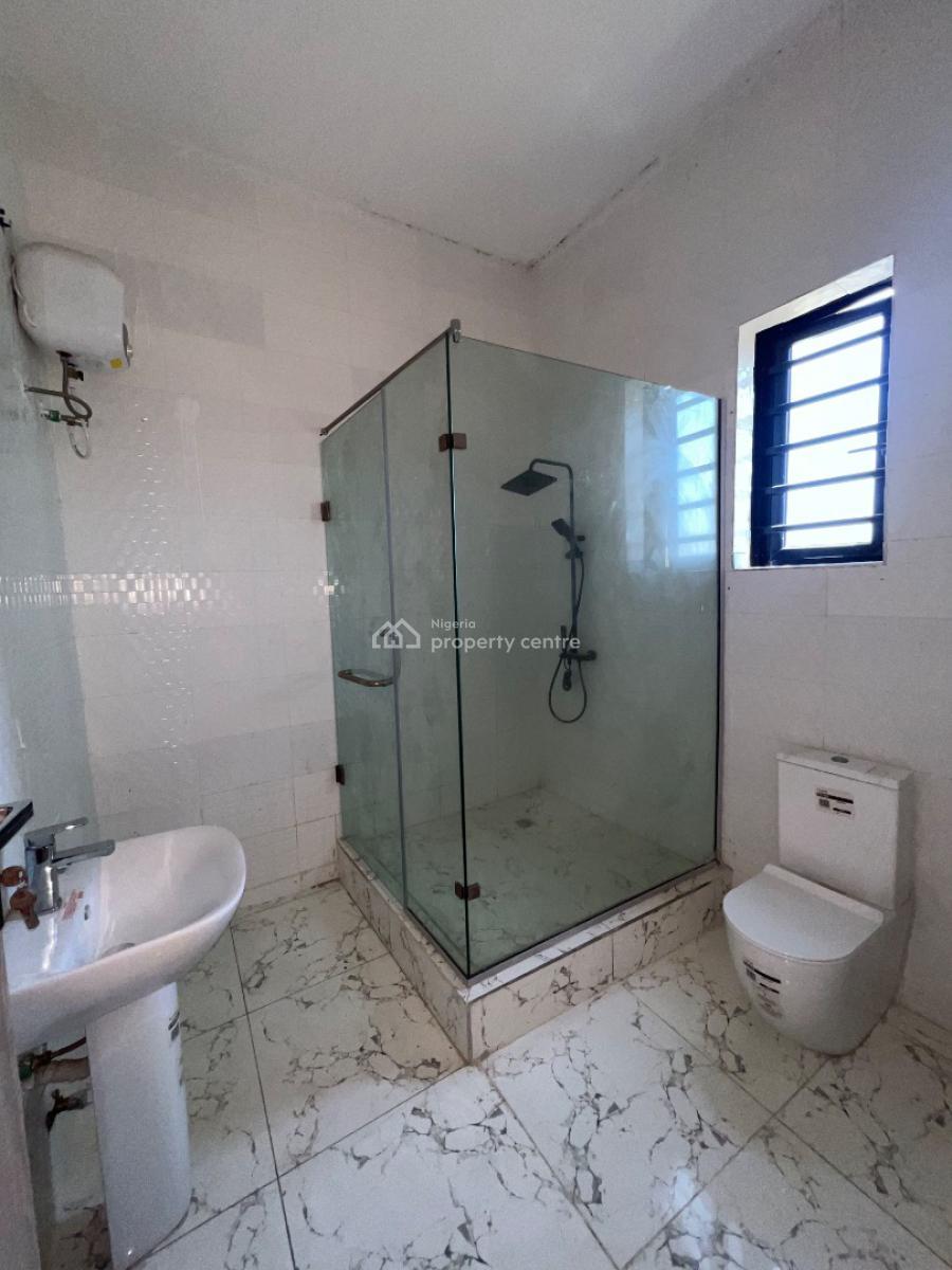 Newly Built 5 Bedroom Duplex