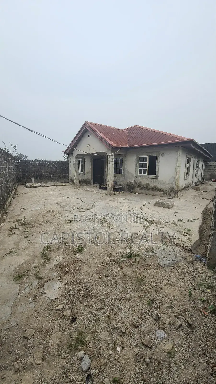 4 bdrm Bungalow in Ogunfayo, Awoyaya for sale