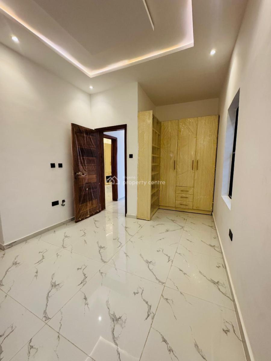 4 bedroom detached duplex for sale