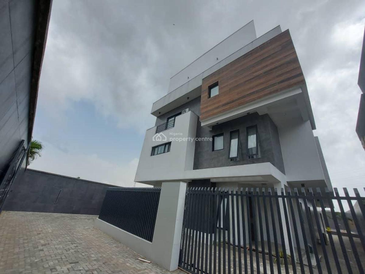5 bedroom detached duplex for sale