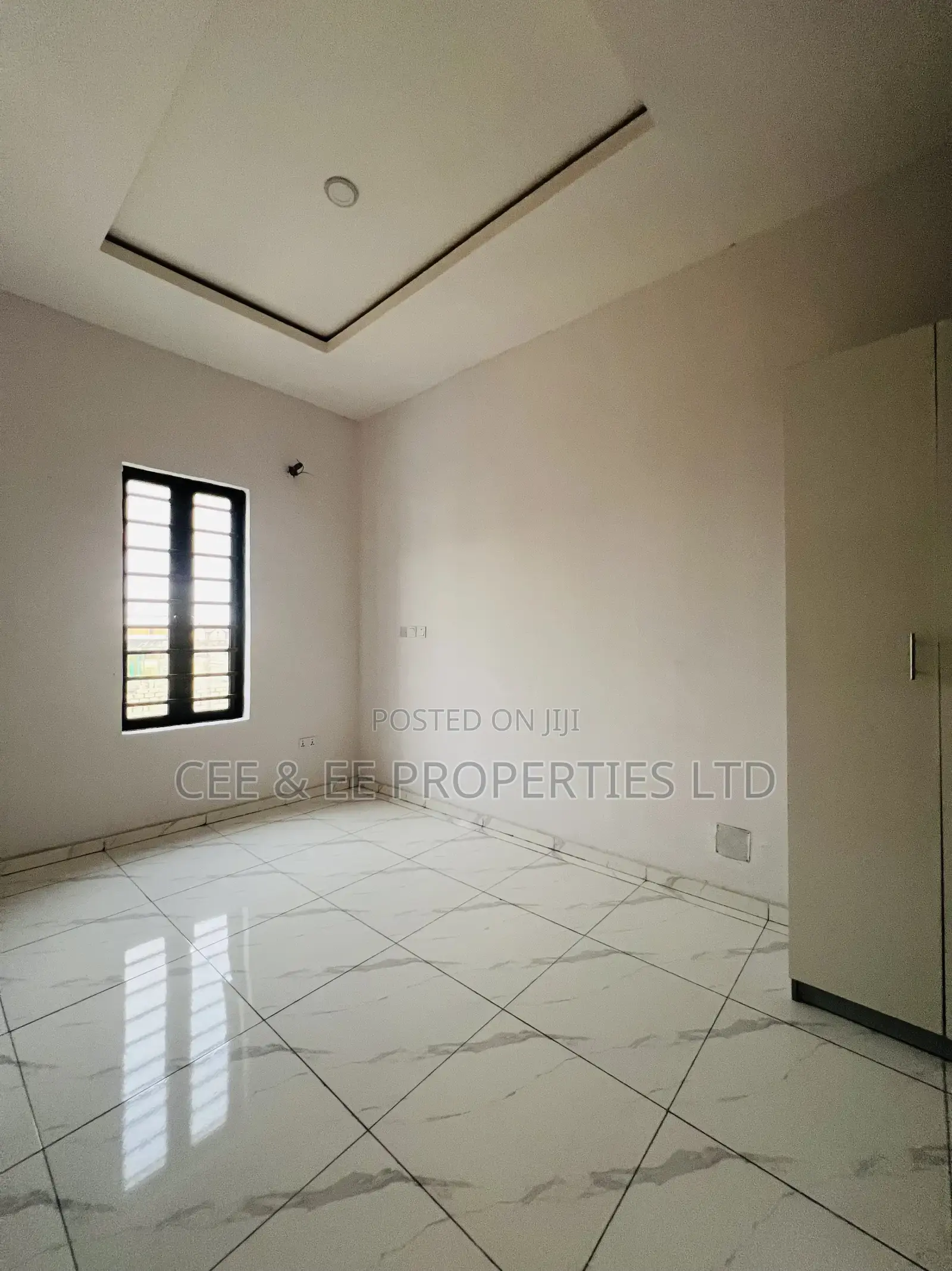 4bdrm Duplex in Ikota Villa Estate, for sale