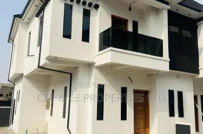 4bdrm Duplex in Ikota Villa Estate, for sale