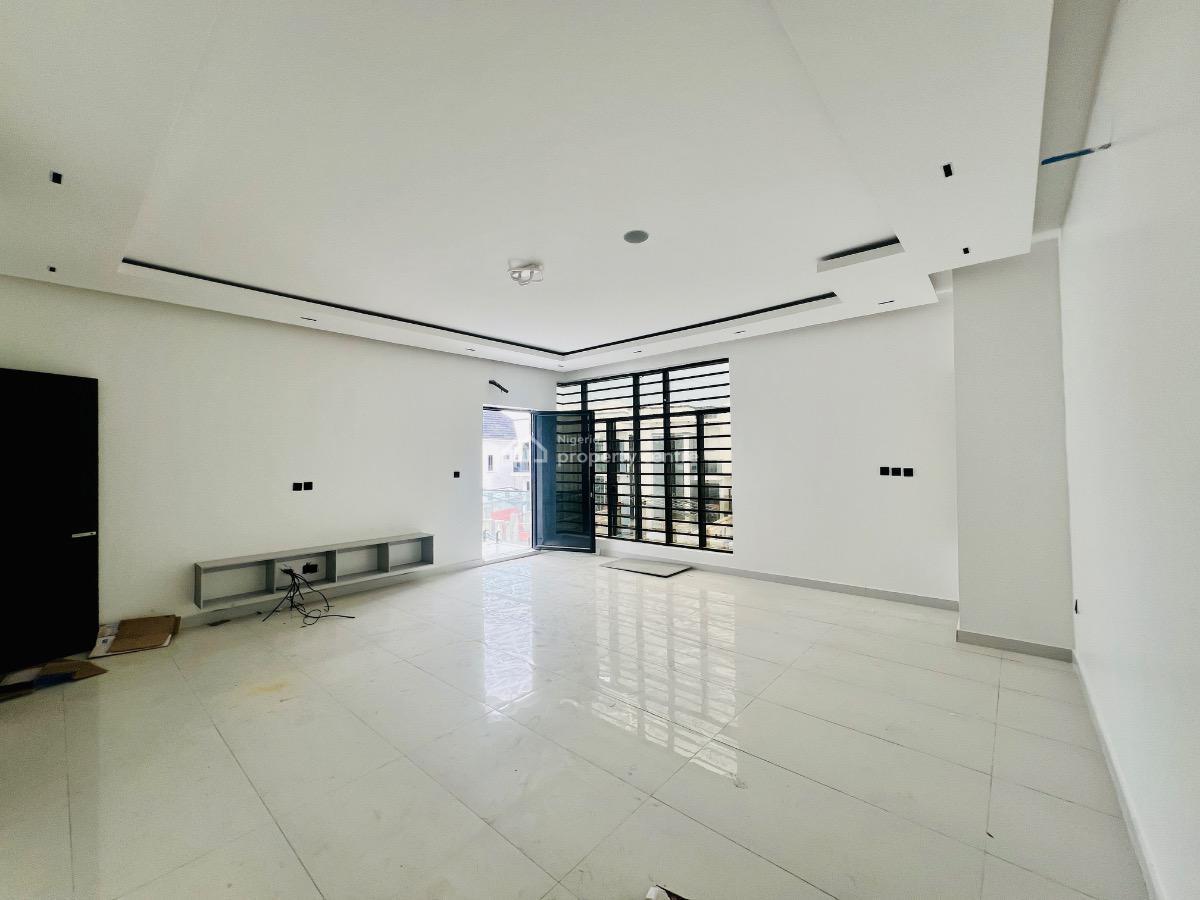 5 bedroom detached duplex for sale