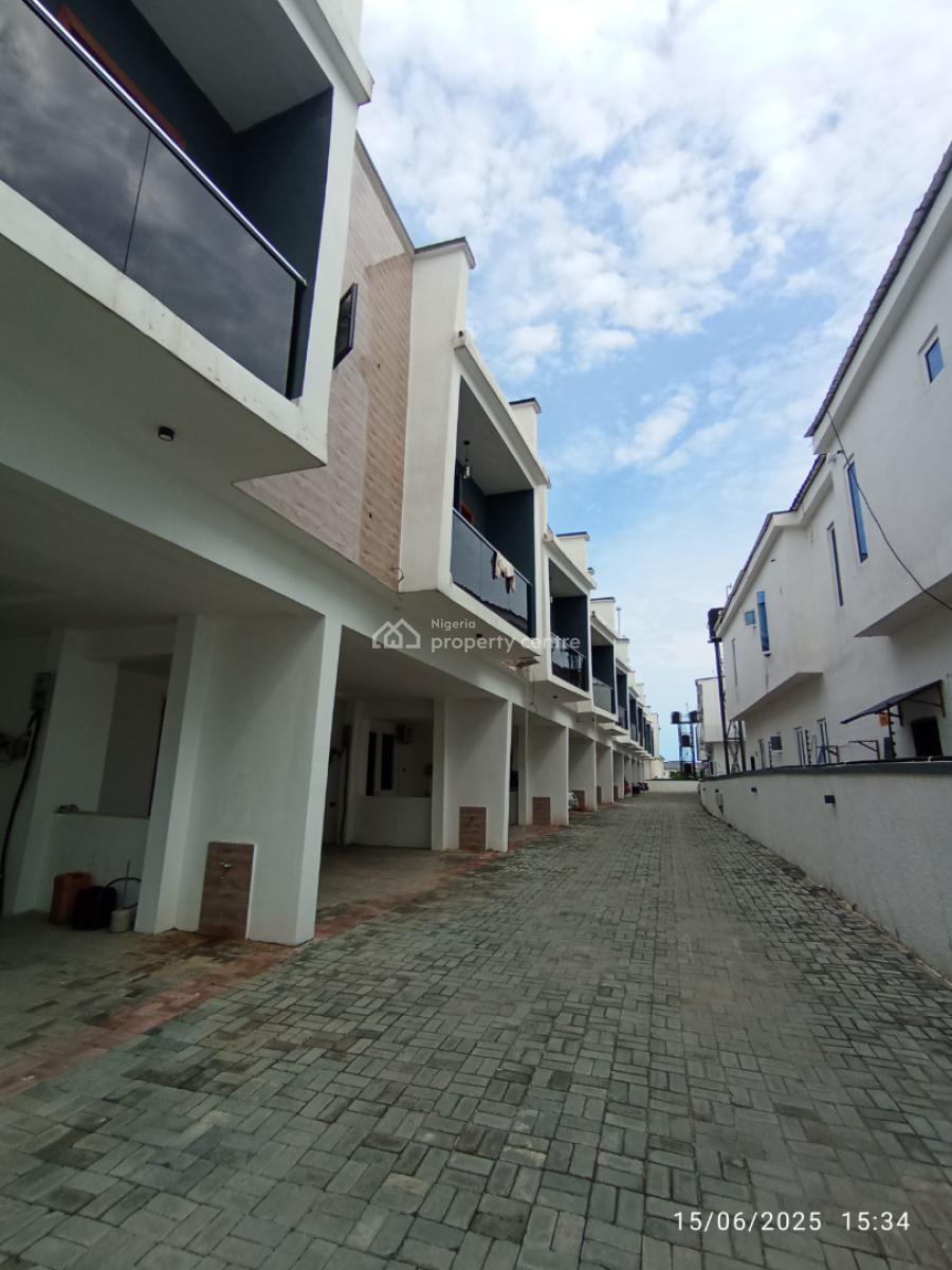 3 bedroom terraced duplex for sale
