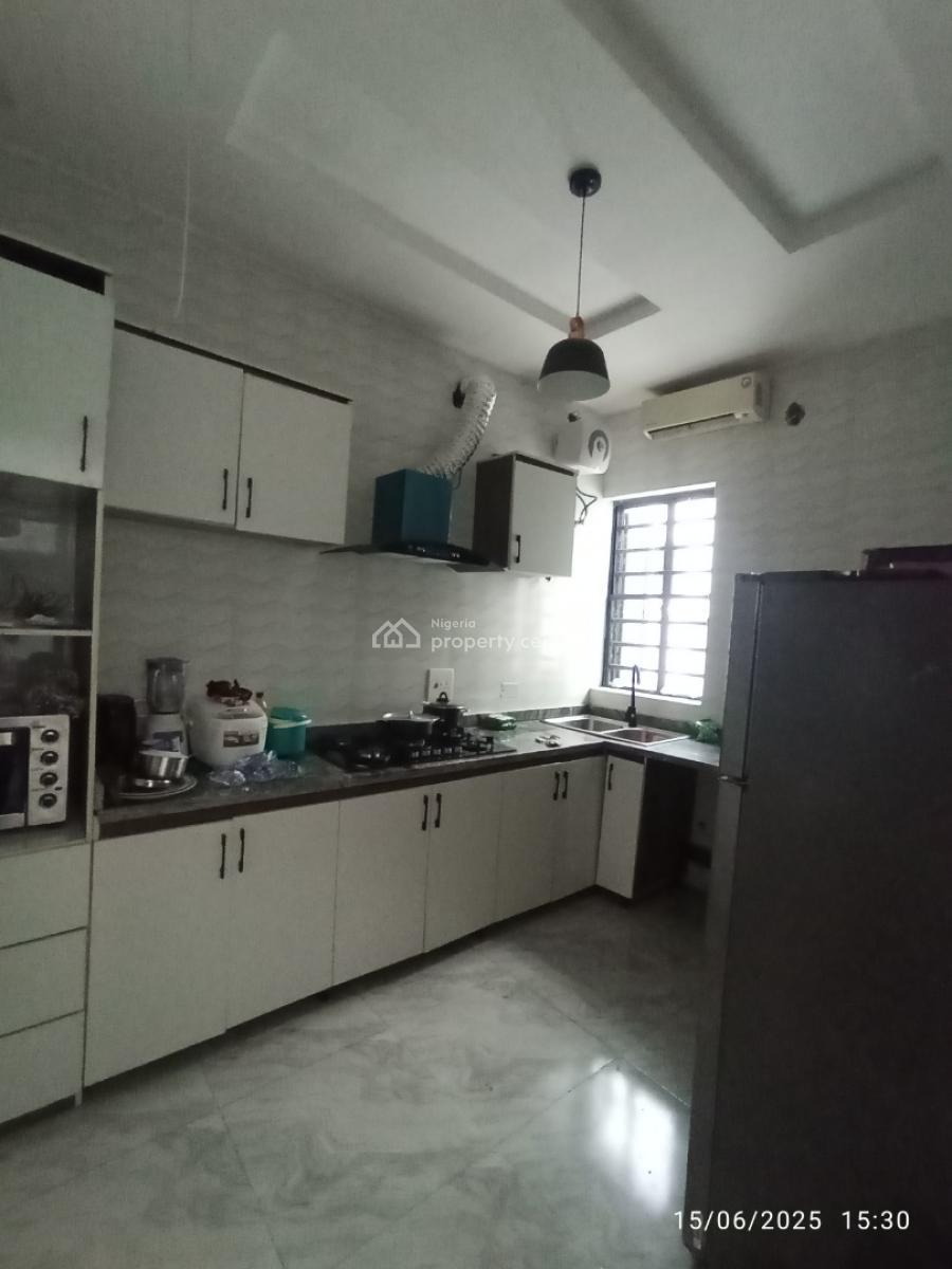 3 bedroom terraced duplex for sale