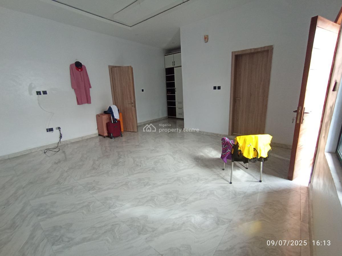 3 bedroom terraced duplex for sale
